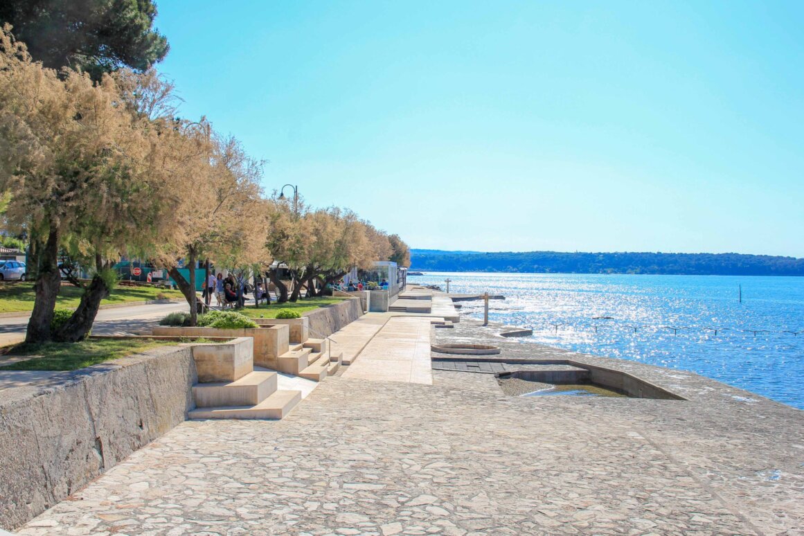 Stadtstrand Novigrad - Istrien ©Jürgen Reichenpfader